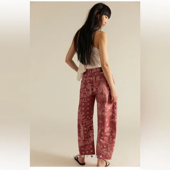 Free People We the Free Good Luck Barrel Bandana Jeans Size 33 - Picture 2 of 7